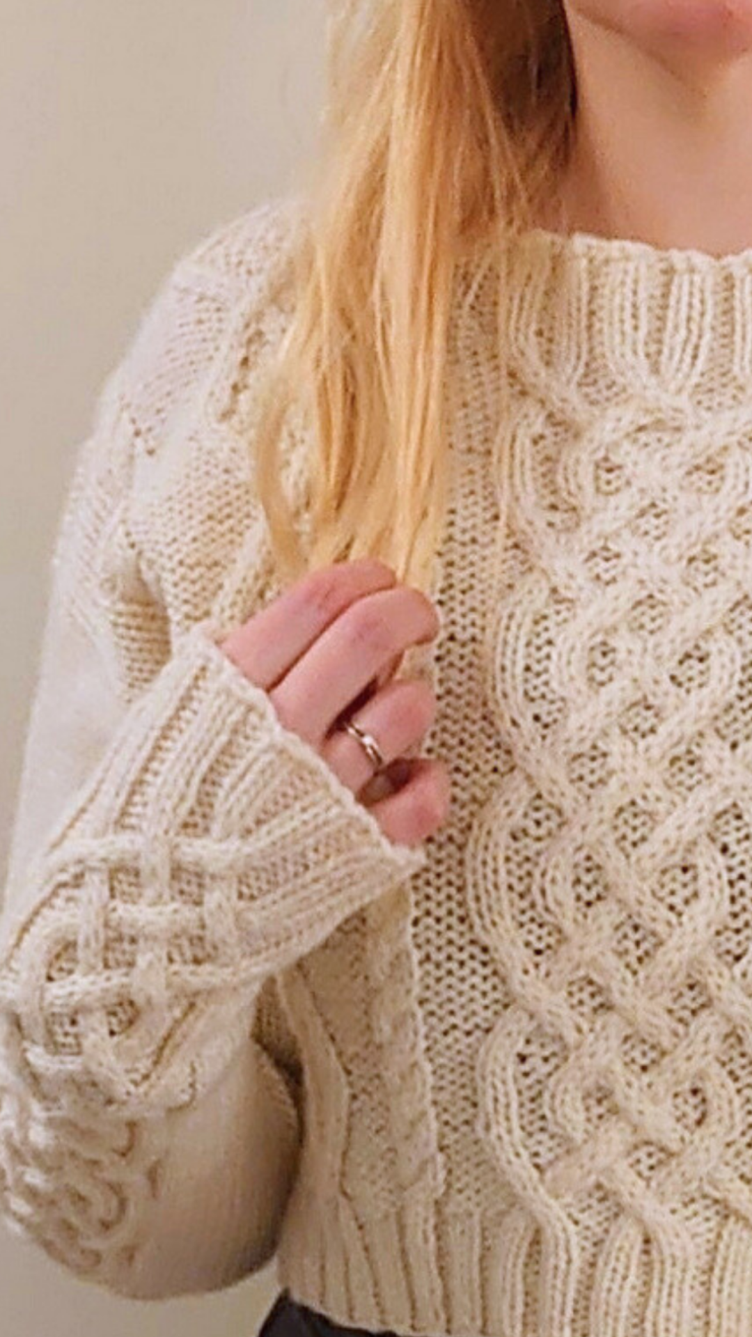 Iiris' Sweater Cropped Aran Cable Sweater Knitting Pattern