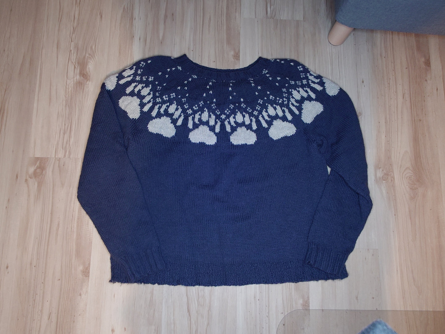 Ursa Minor - Bear Paw Print Yoke Sweater Knitting Pattern