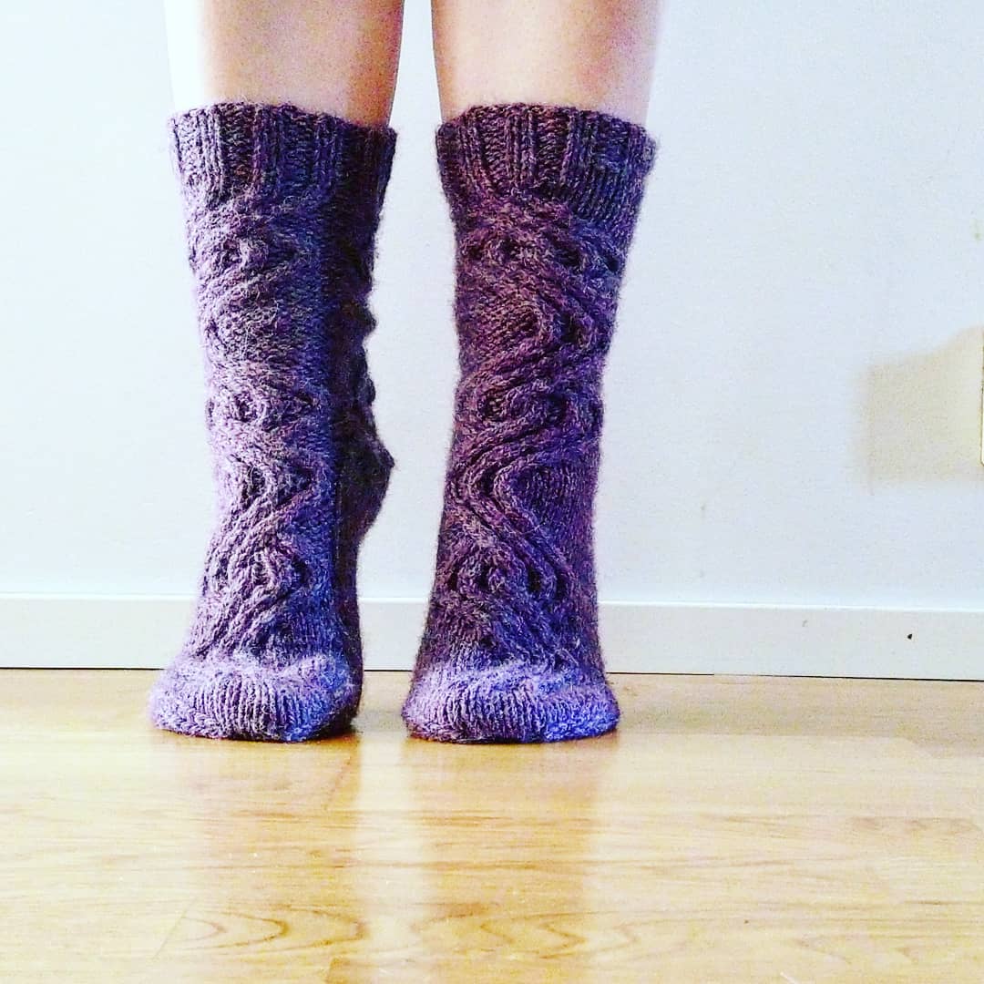 Elivagar - Bulky Cable Knit Socks Knitting Pattern