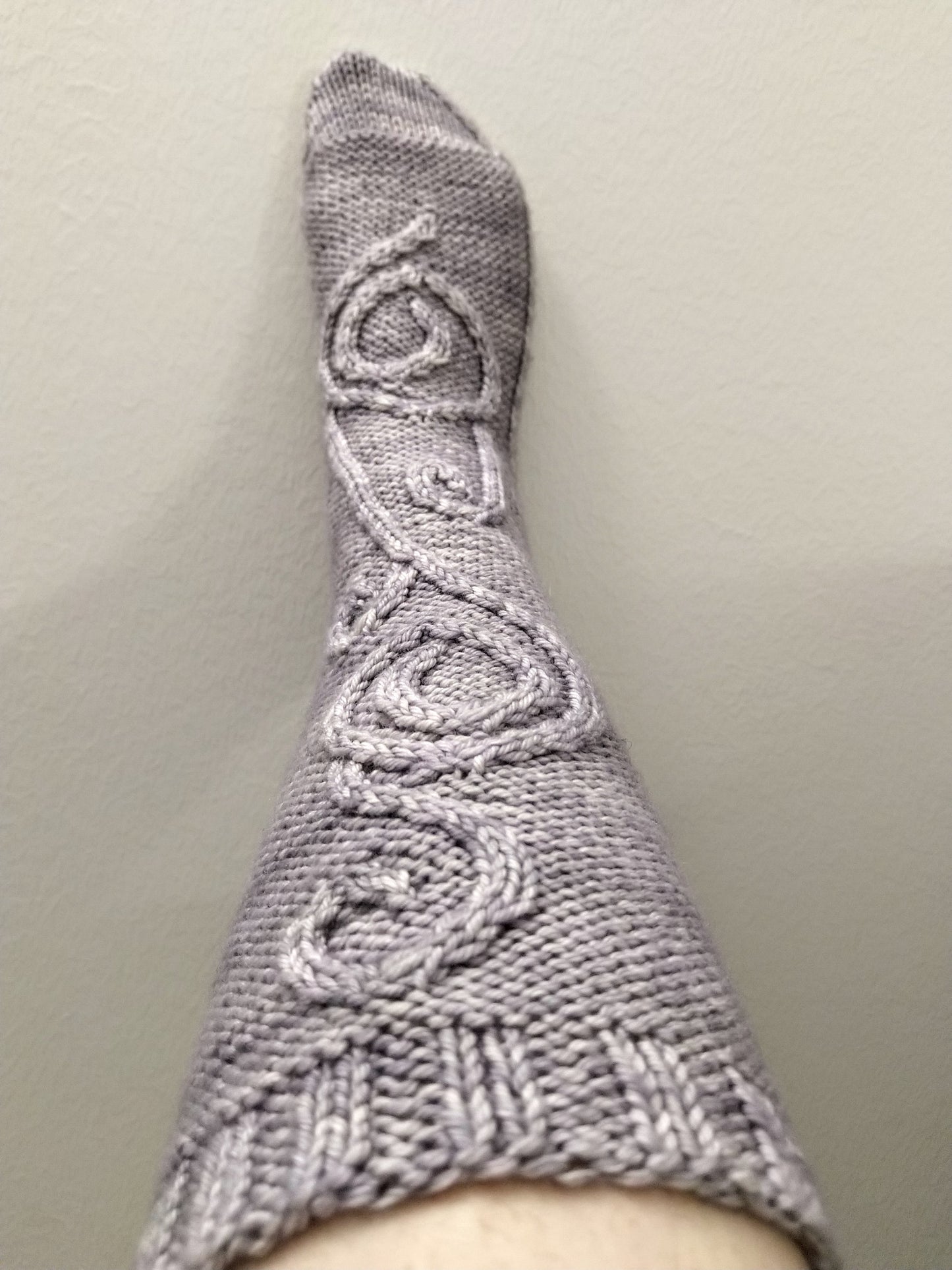 Sprouts Socks - Cable Knitting Socks Pattern