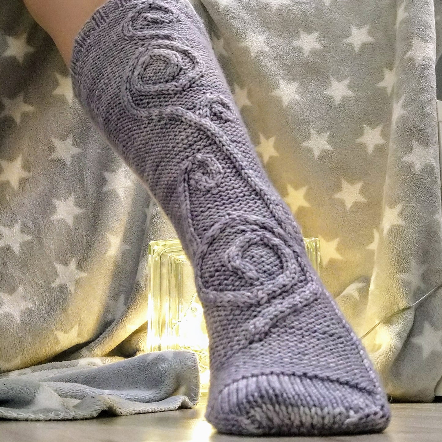 Sprouts Socks - Cable Knitting Socks Pattern