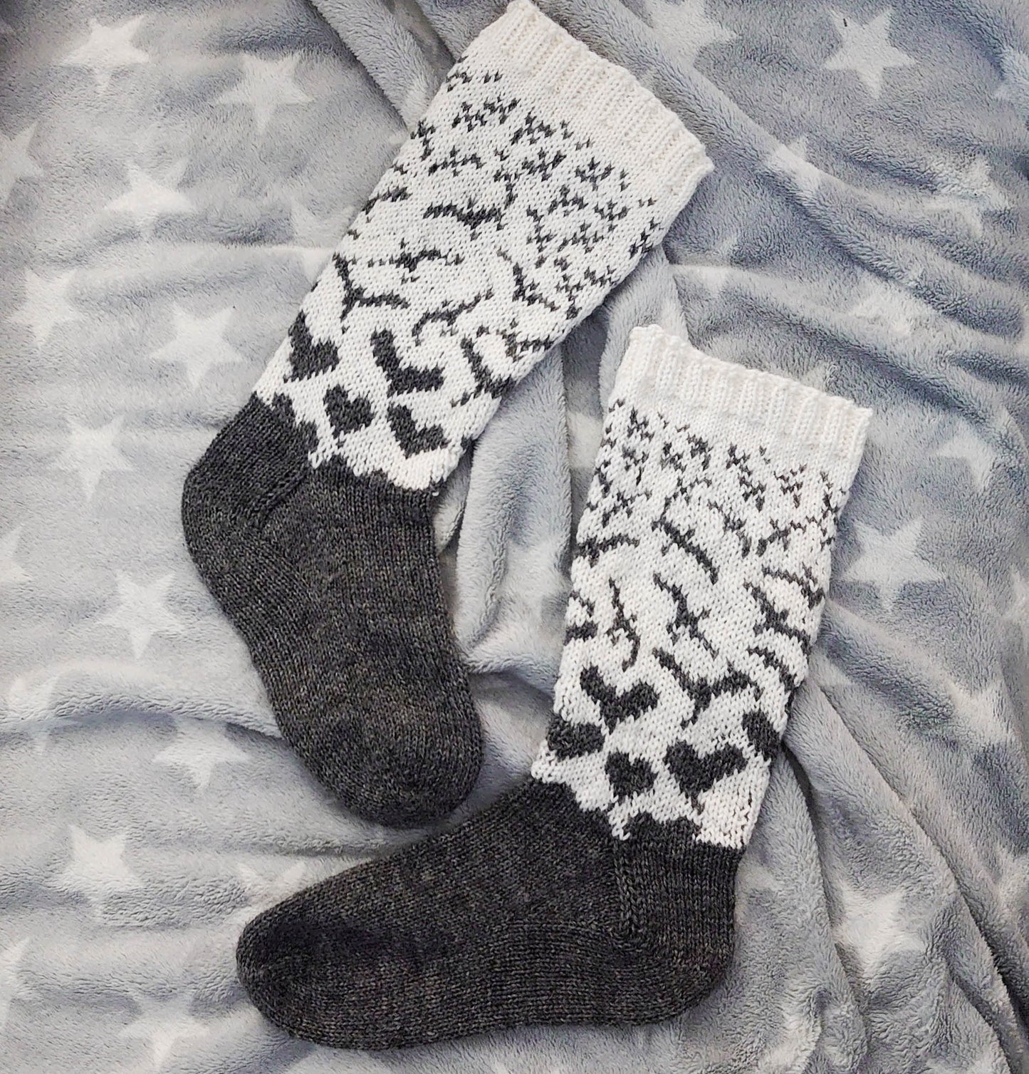 Flock of Hearts - Ravens and Hearts Stranded Knitting Sock Pattern