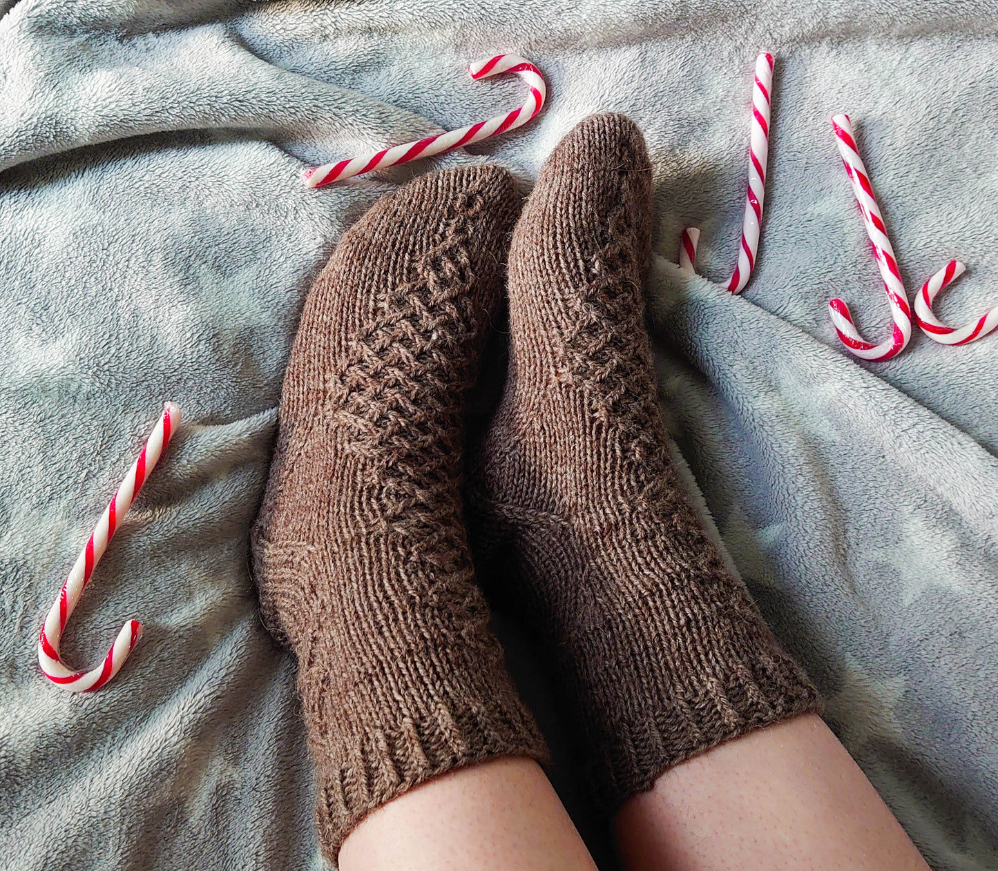Himmel - Cable Knittng Pattren for Socks