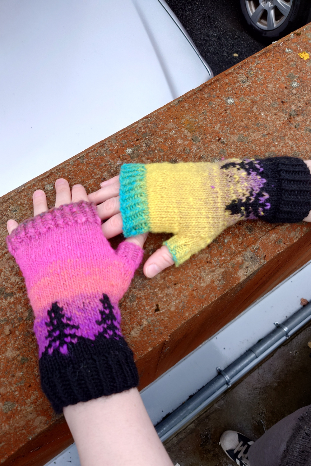 A Nordic Sunset - Fingerless Mitts Knitting Pattern