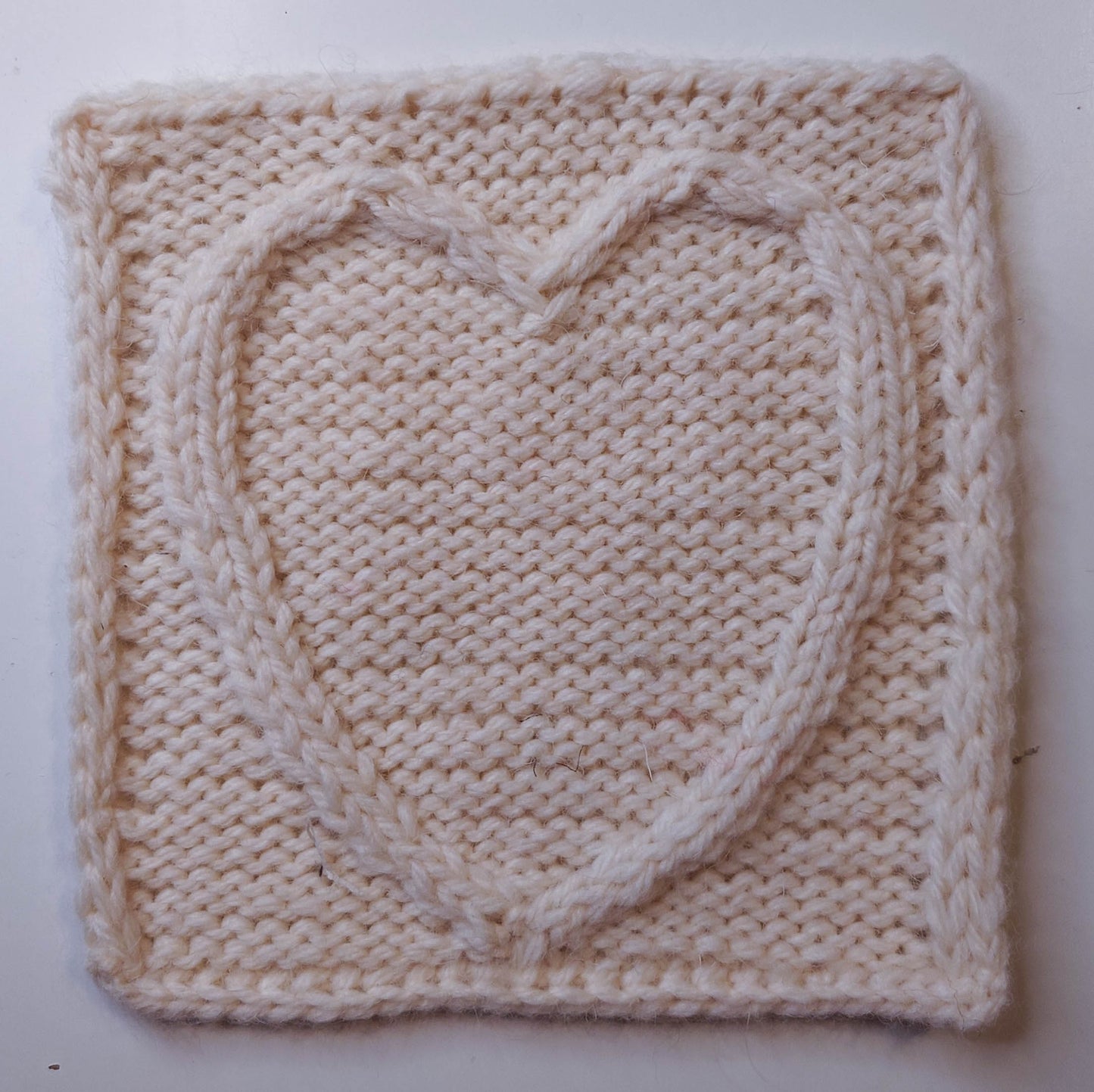 Tro Hopp Kärlek - Coaster or Potholder Knitting Pattern