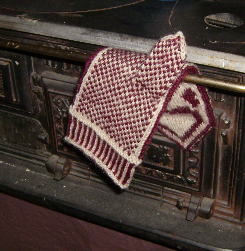 Faith, Hope, Charity - Stranded Colorwork Knitting Pattern | Cross Anchor Heart