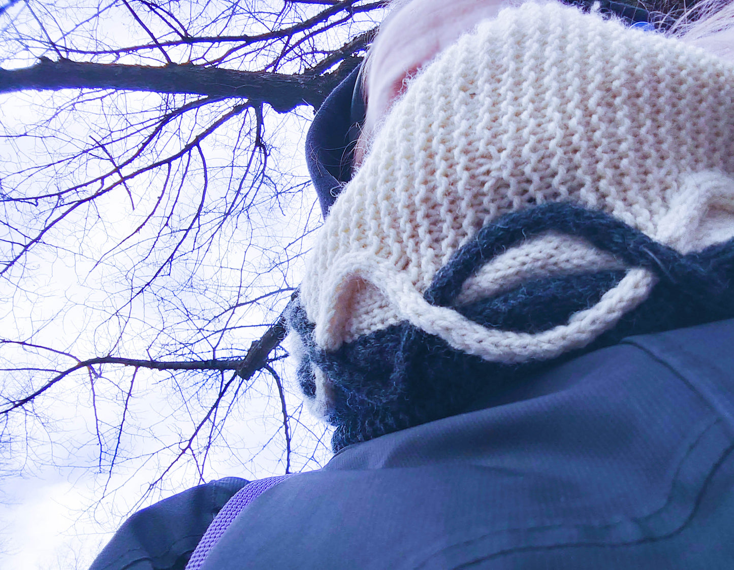 Vintergatan - Two Colored Cables Cowl Knitting Pattern