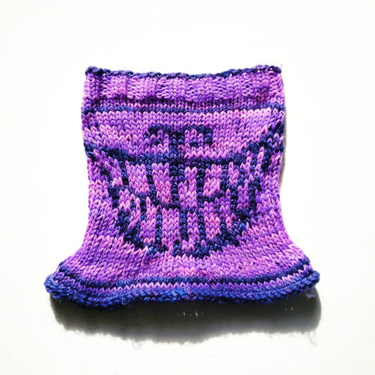 Cheshire Cat Cowl - A Free Knitting Pattern