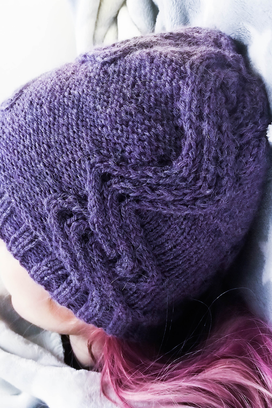 Medvind Beanie - Chunky Cable Beanie Knitting Pattern