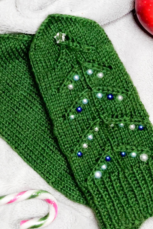 Jolly Holiday - Mittens Knitting Pattern