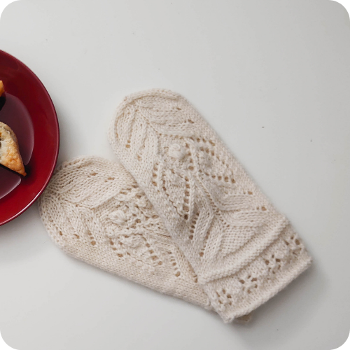 Light Snow Angels - Lace Mittens Knitting Pattern