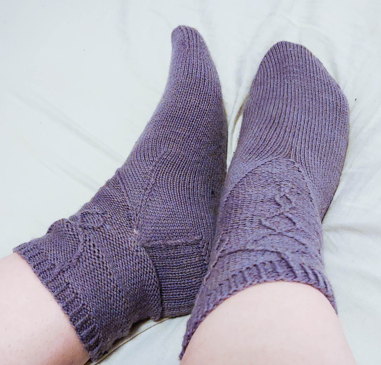 Lost in a Dream - Traveling Cables Sock Knitting Pattern